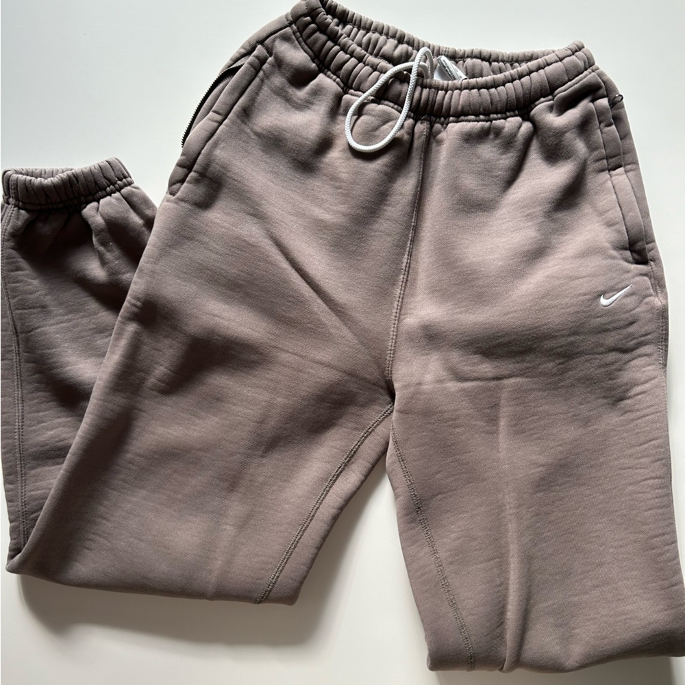 Nike lab heavyweight fleece drawstring sweatpants in taupe size XS